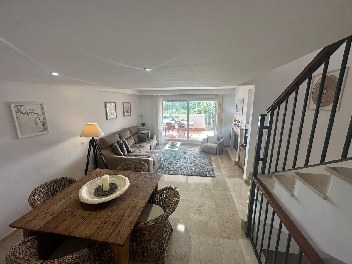5 Bed Townhouse for sale in Cabopino Costa Del Sol, Málaga, Spain