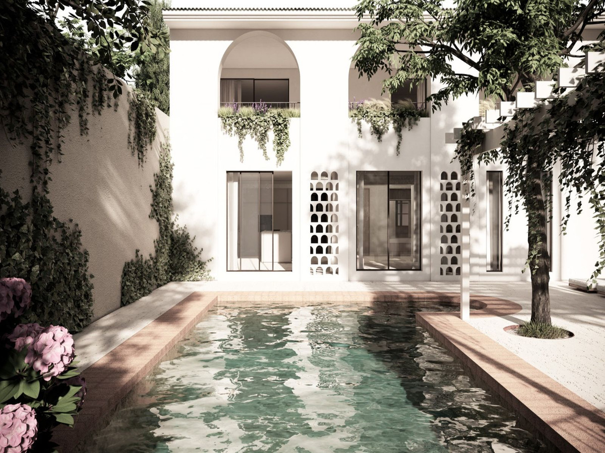 4 Bed Townhouse for sale in Nagüeles Costa Del Sol, Málaga, Spain