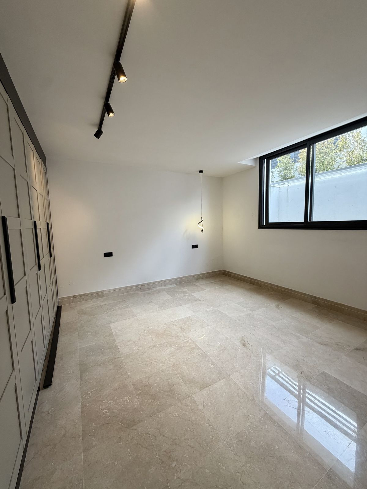 Se vende Villa - Chalet de 5 dormitorios en Costa Del Sol, Málaga, España