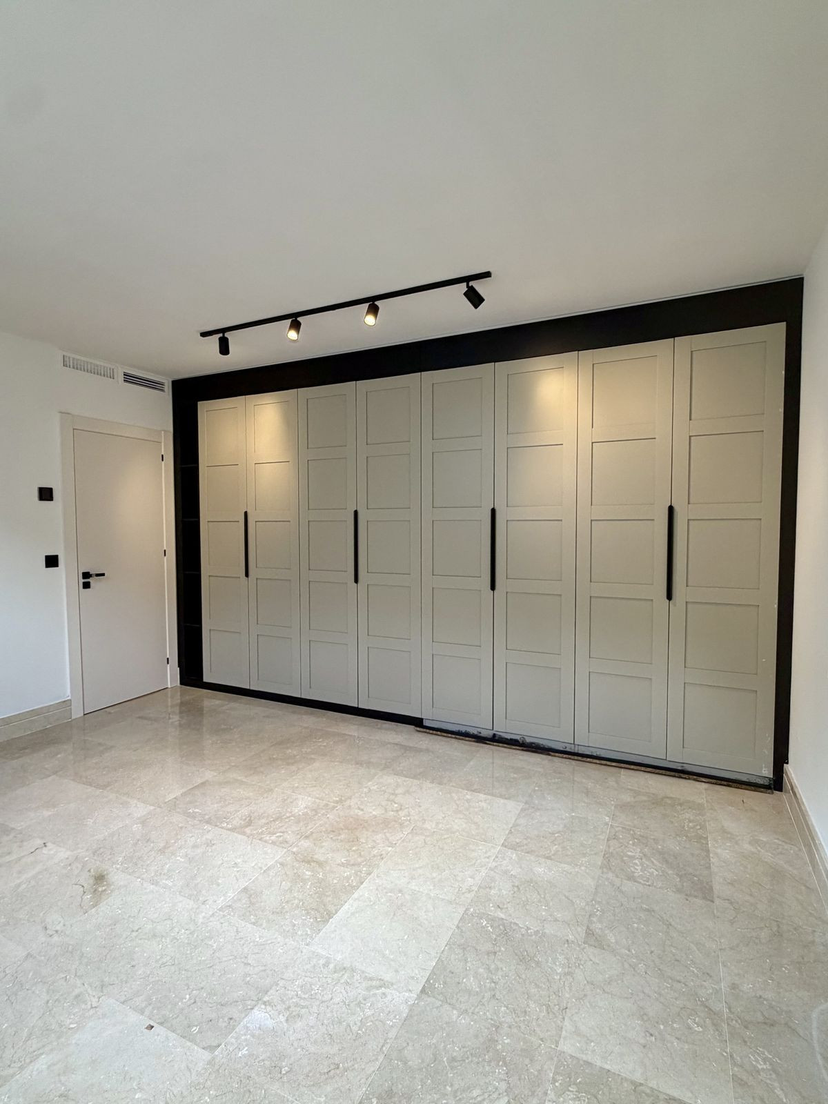 Se vende Villa - Chalet de 5 dormitorios en Costa Del Sol, Málaga, España