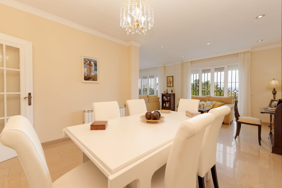4 Bed Townhouse for sale in Málaga Costa Del Sol, Málaga, Spain