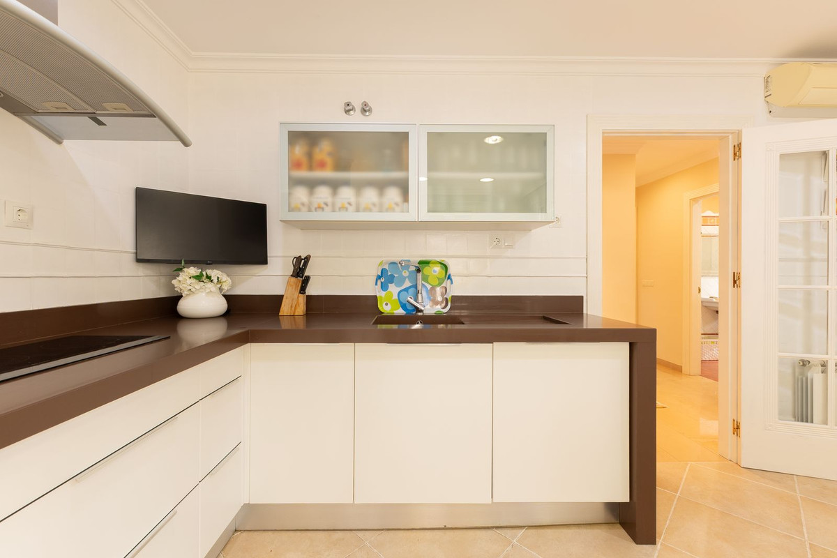 4 Bed Townhouse for sale in Málaga Costa Del Sol, Málaga, Spain