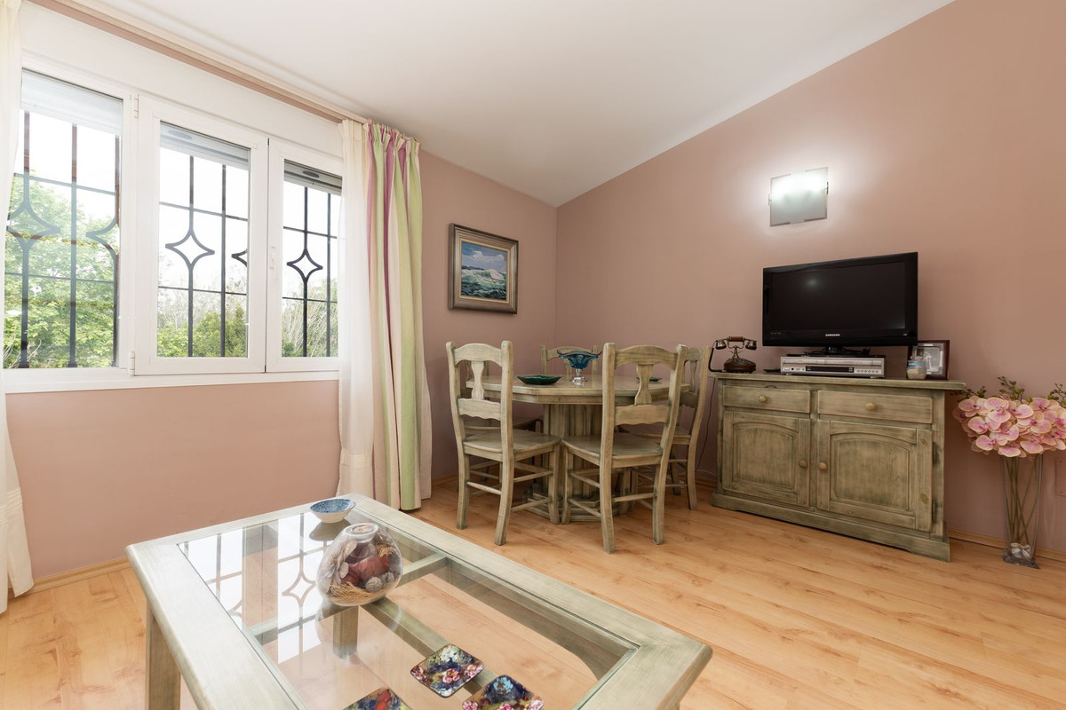 4 Bed Townhouse for sale in Málaga Costa Del Sol, Málaga, Spain
