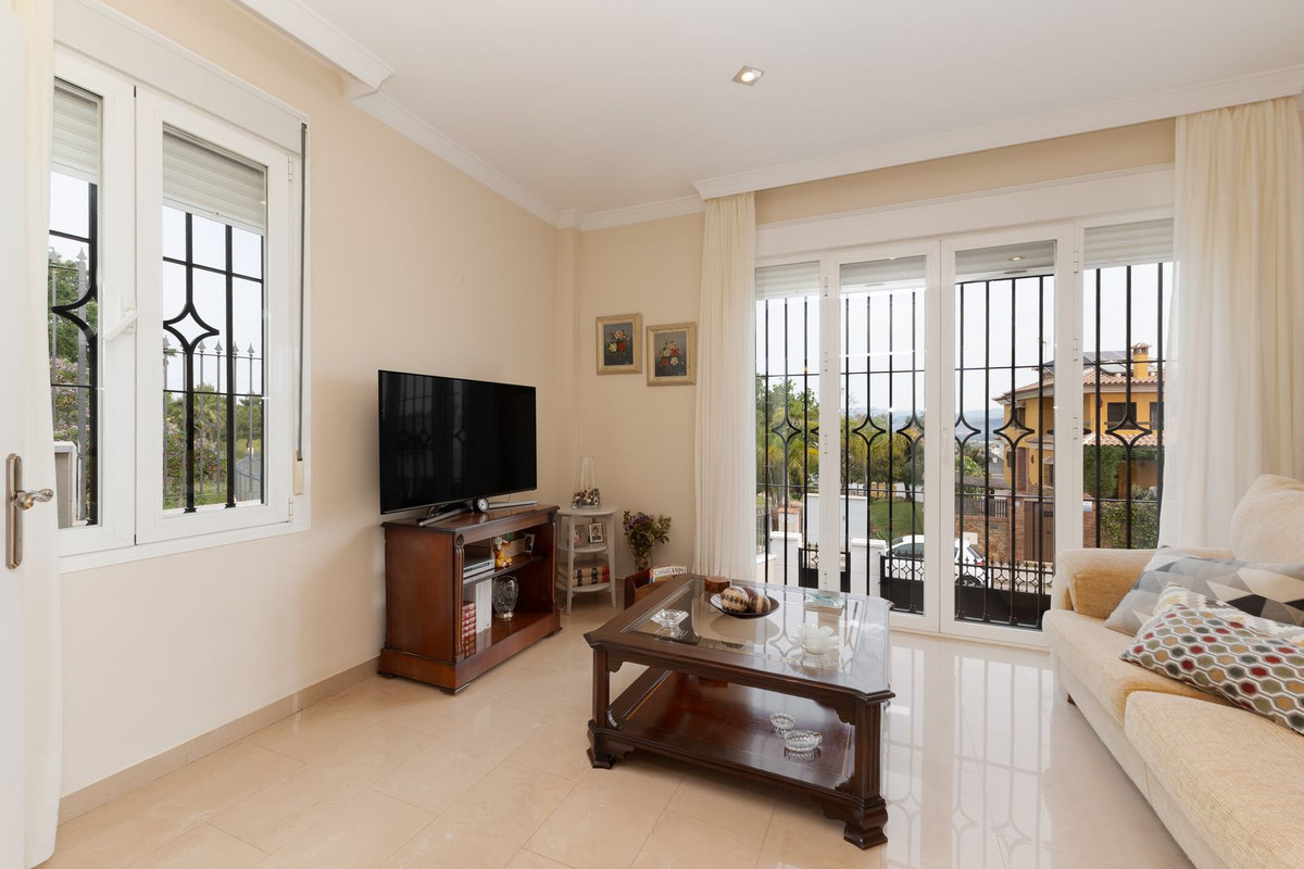 4 Bed Townhouse for sale in Málaga Costa Del Sol, Málaga, Spain