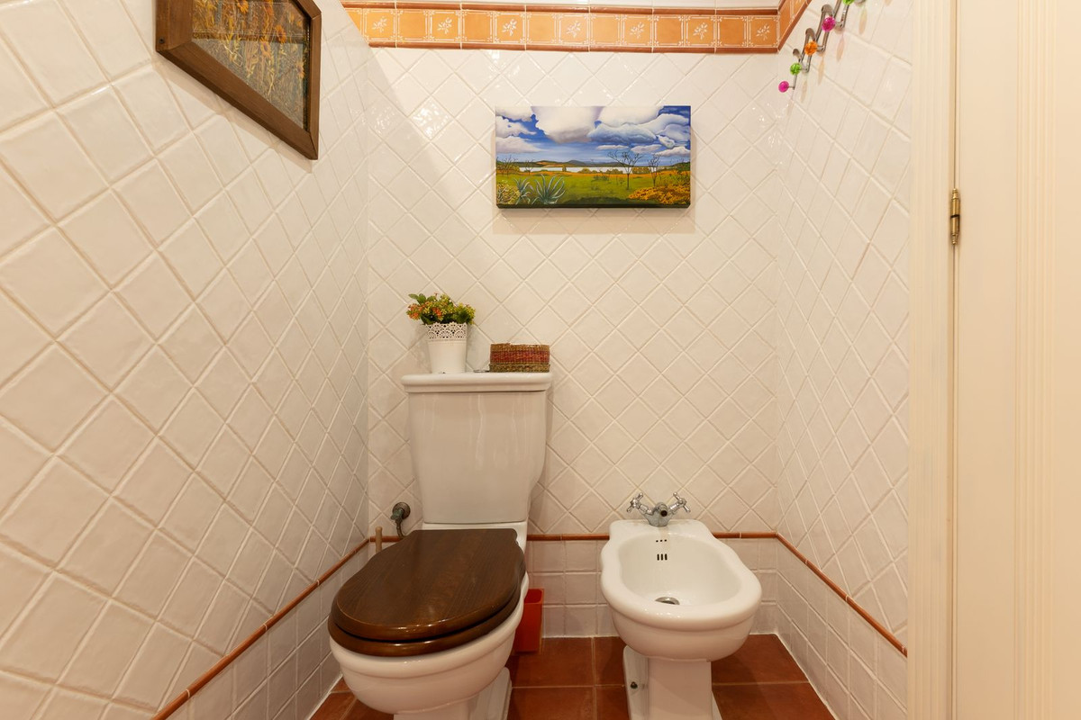 4 Bed Townhouse for sale in Málaga Costa Del Sol, Málaga, Spain