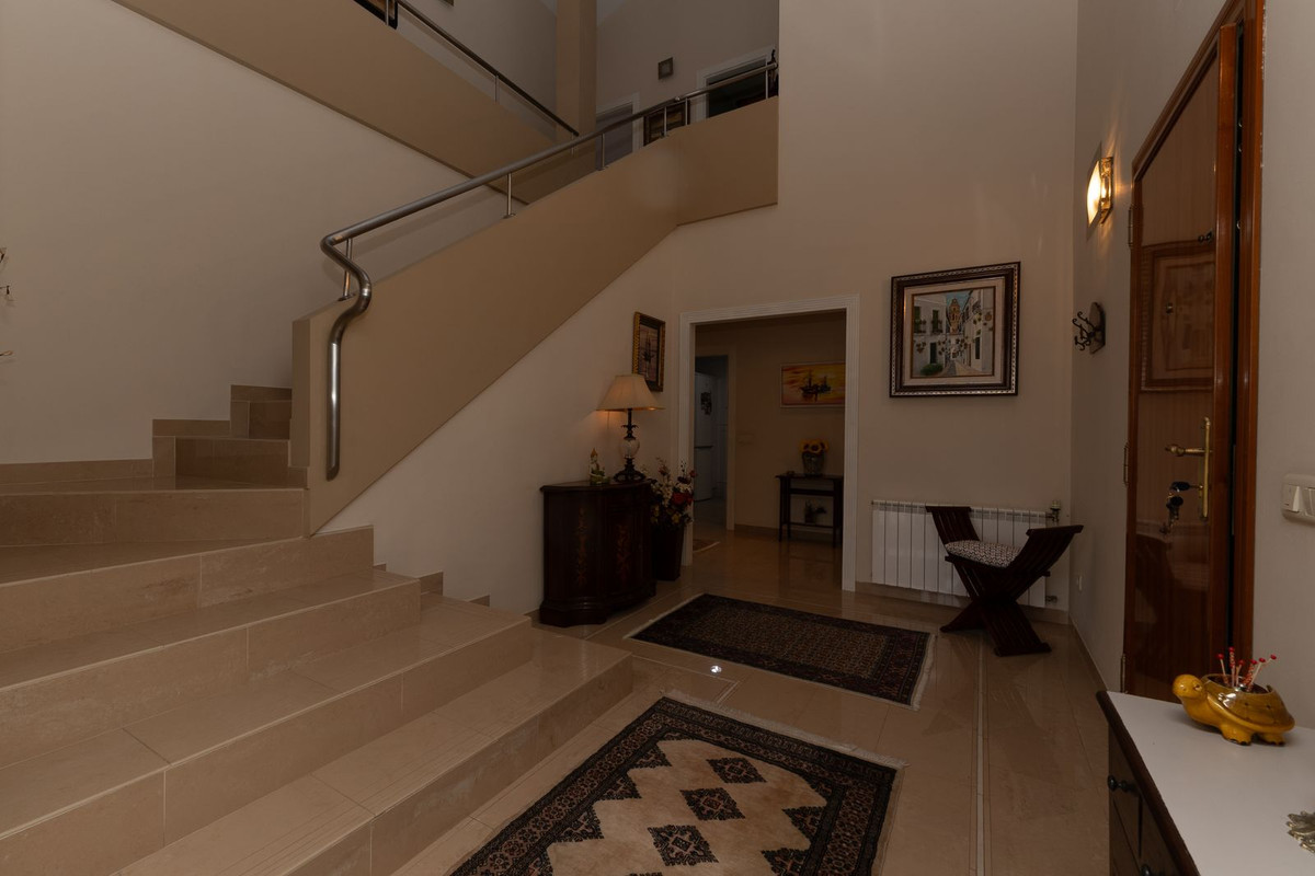 4 Bed Townhouse for sale in Málaga Costa Del Sol, Málaga, Spain