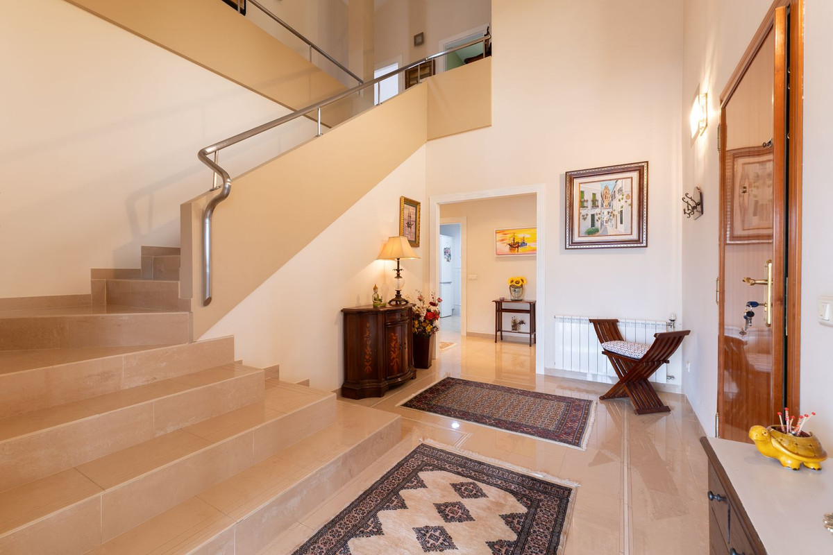4 Bed Townhouse for sale in Málaga Costa Del Sol, Málaga, Spain