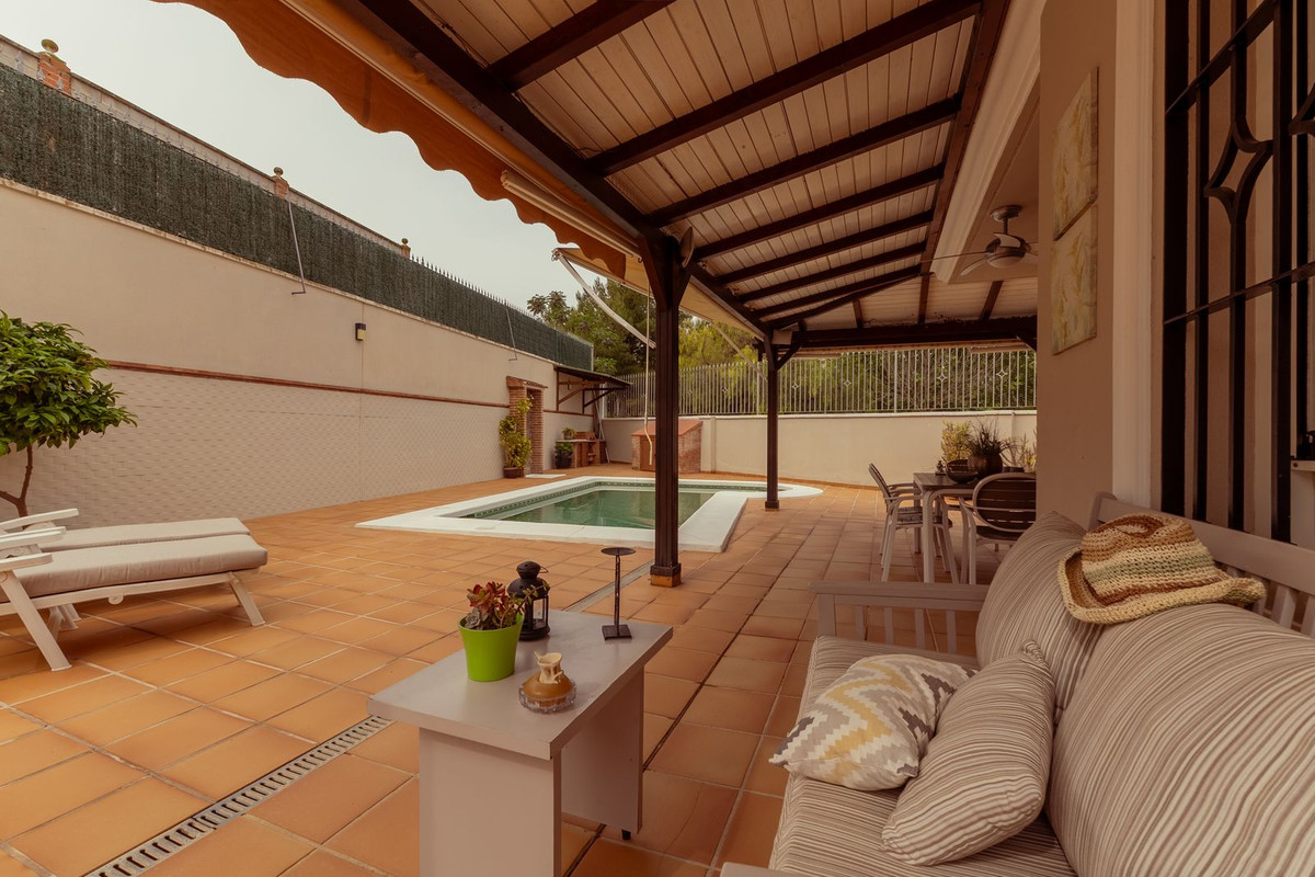 4 Bed Townhouse for sale in Málaga Costa Del Sol, Málaga, Spain