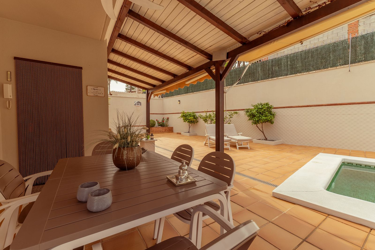 4 Bed Townhouse for sale in Málaga Costa Del Sol, Málaga, Spain