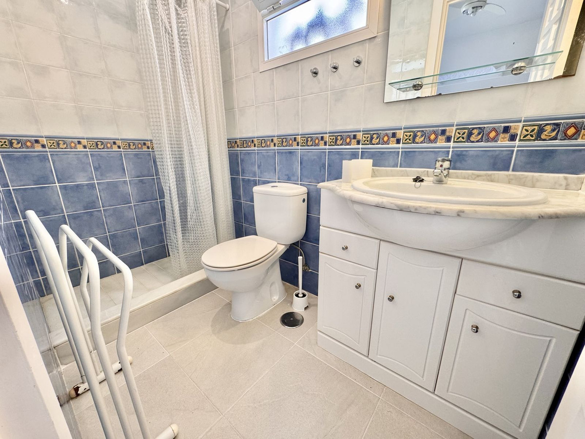 2 Bed Townhouse for sale in Nueva Andalucía Costa Del Sol, Málaga, Spain