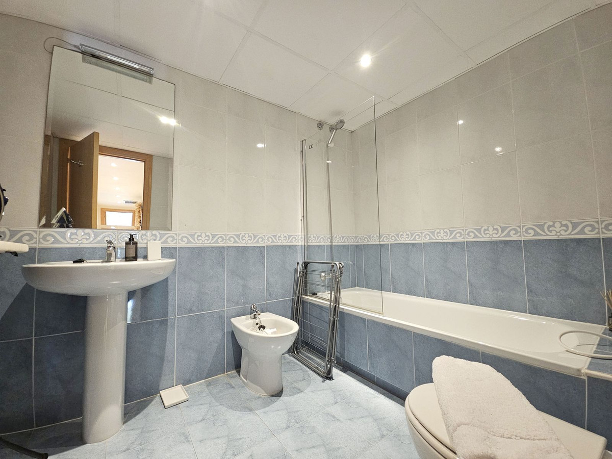 3 Bed Apartment for sale in Guadalmina Alta Costa Del Sol, Málaga, Spain