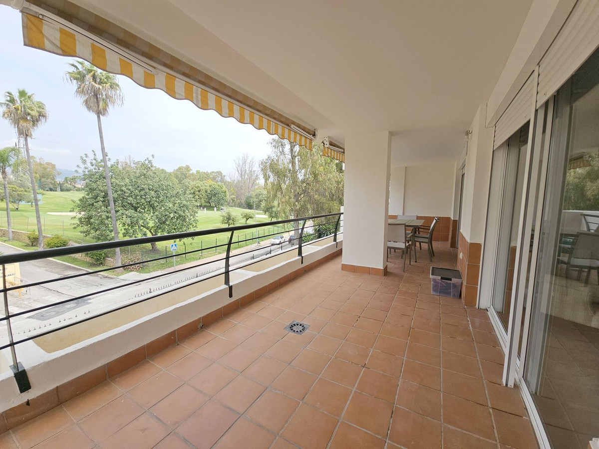 3 Bed Apartment for sale in Guadalmina Alta Costa Del Sol, Málaga, Spain