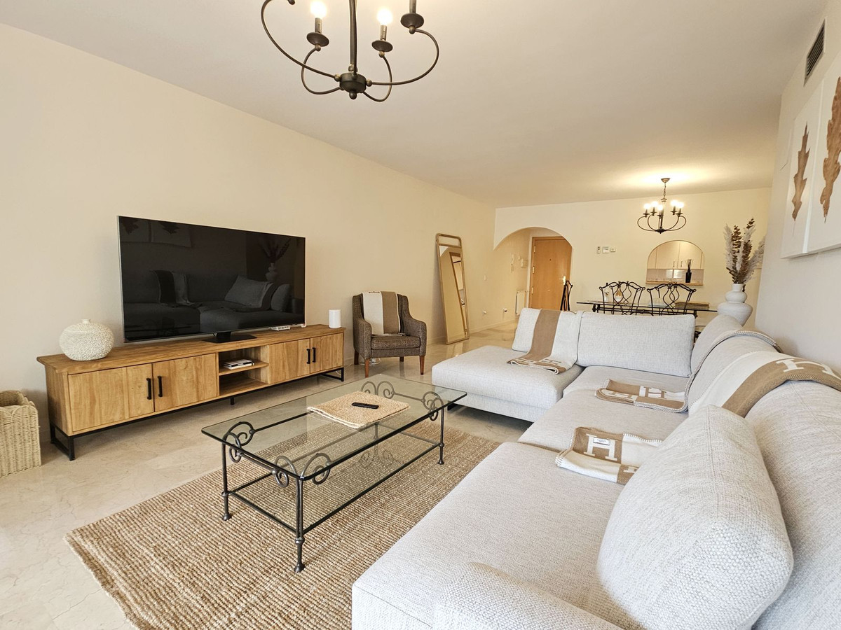 3 Bed Apartment for sale in Guadalmina Alta Costa Del Sol, Málaga, Spain