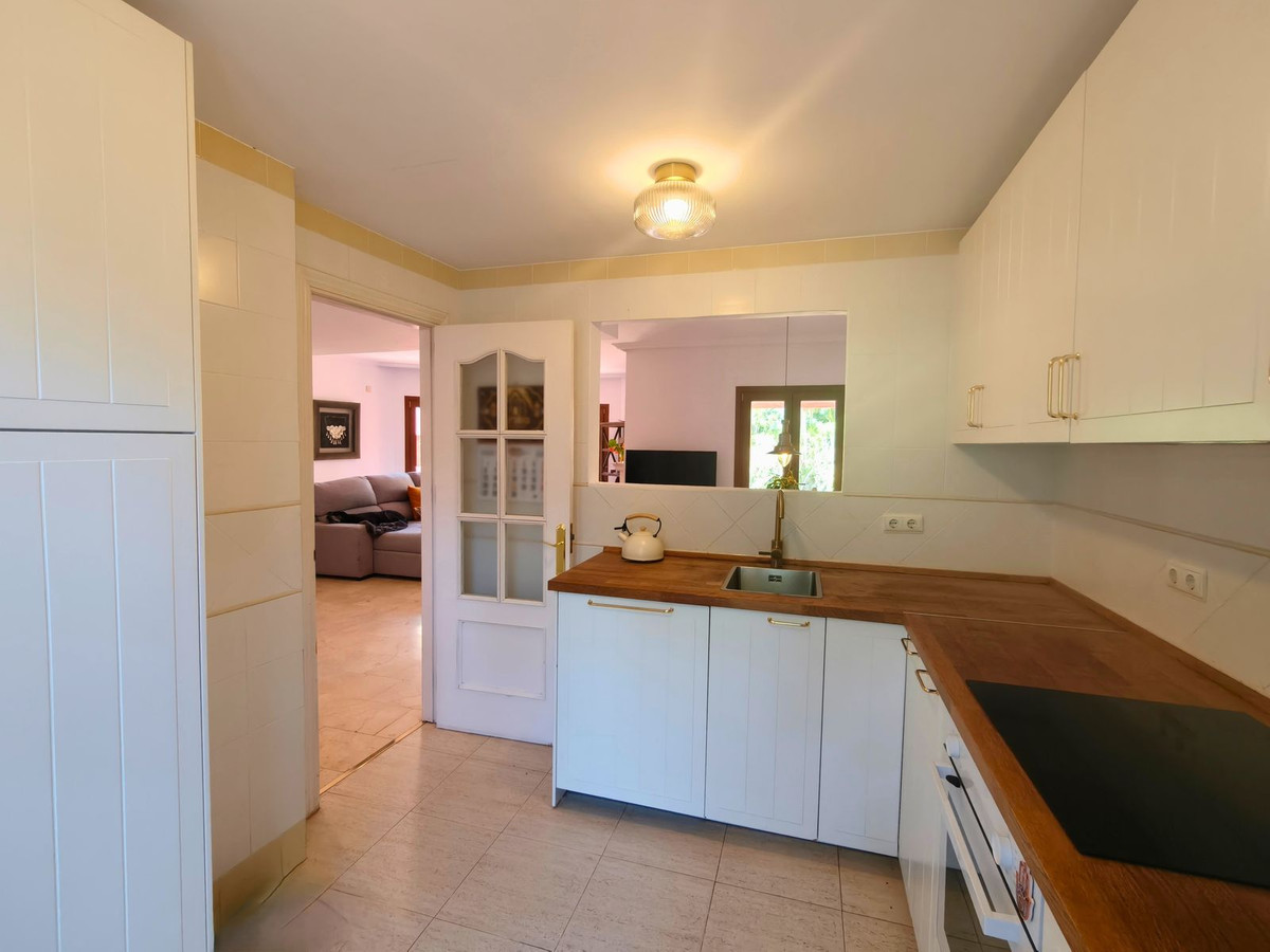 Se vende Adosada de 3 dormitorios en Costa Del Sol, Cadiz, España