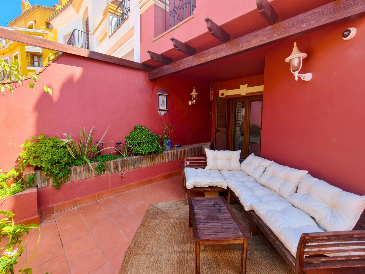 Se vende Adosada de 3 dormitorios en Costa Del Sol, Cadiz, España