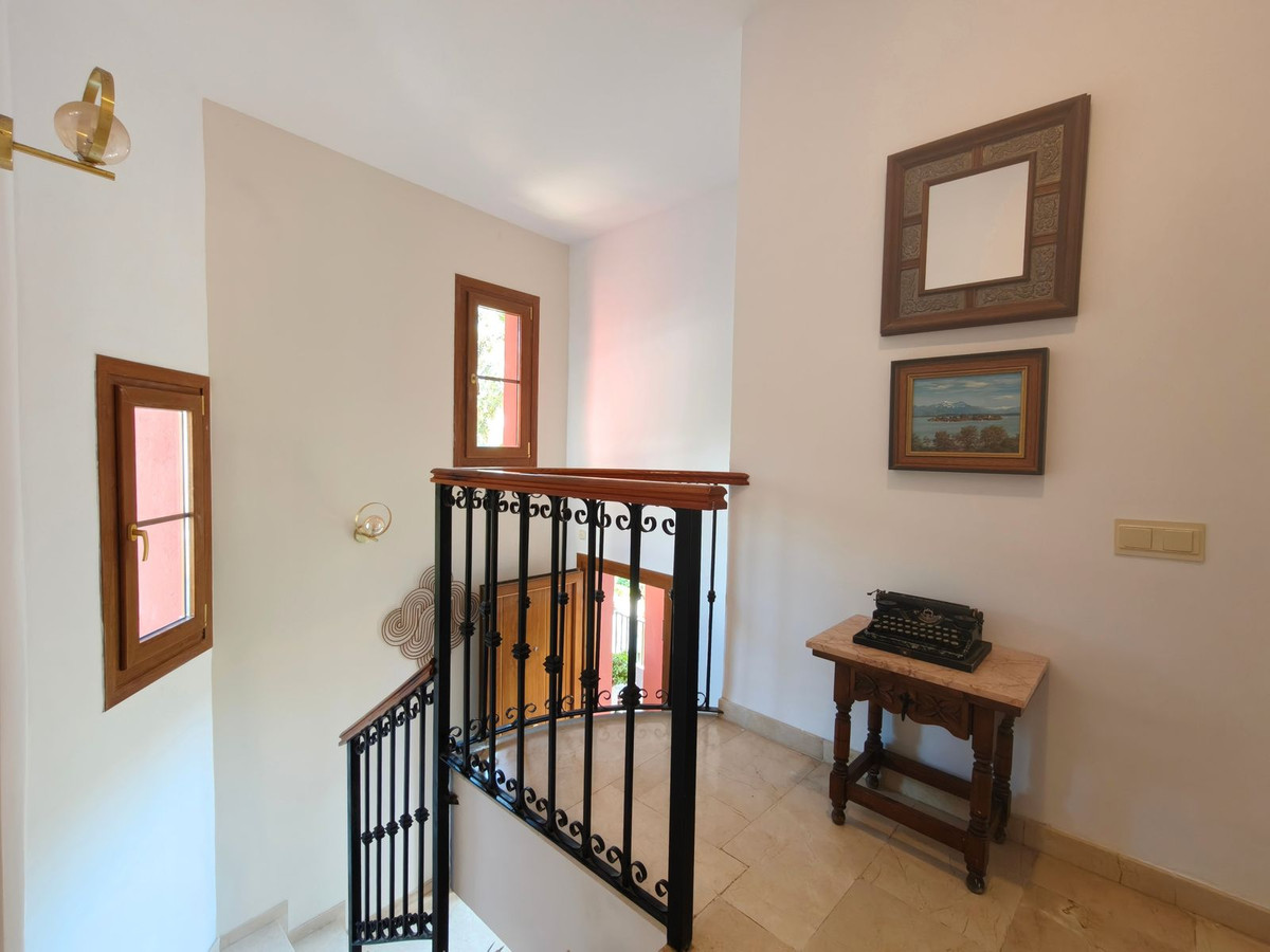 Se vende Adosada de 3 dormitorios en Costa Del Sol, Cadiz, España