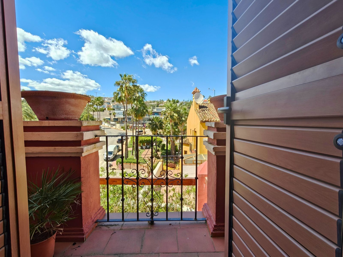 Se vende Adosada de 3 dormitorios en Costa Del Sol, Cadiz, España