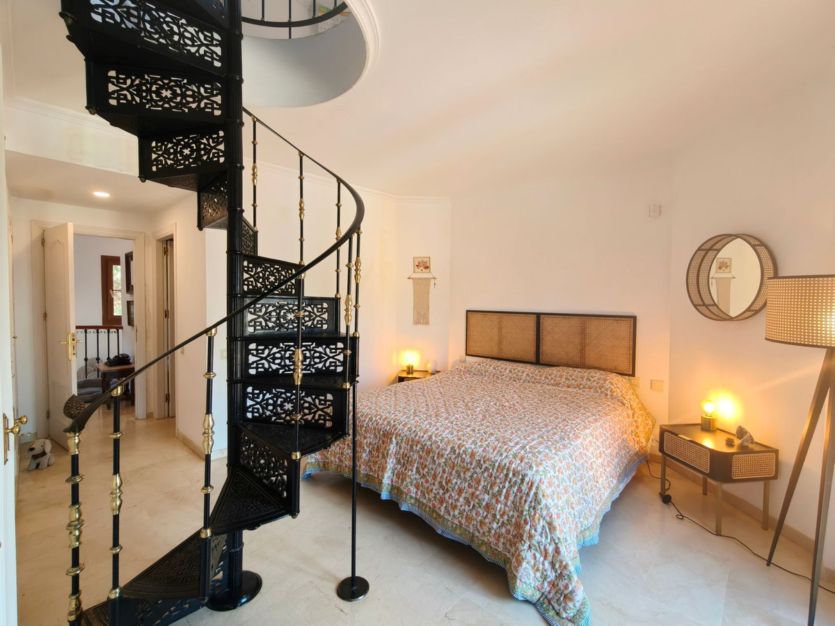 Se vende Adosada de 3 dormitorios en Costa Del Sol, Cadiz, España