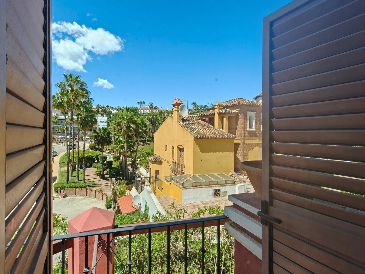 Se vende Adosada de 3 dormitorios en Costa Del Sol, Cadiz, España