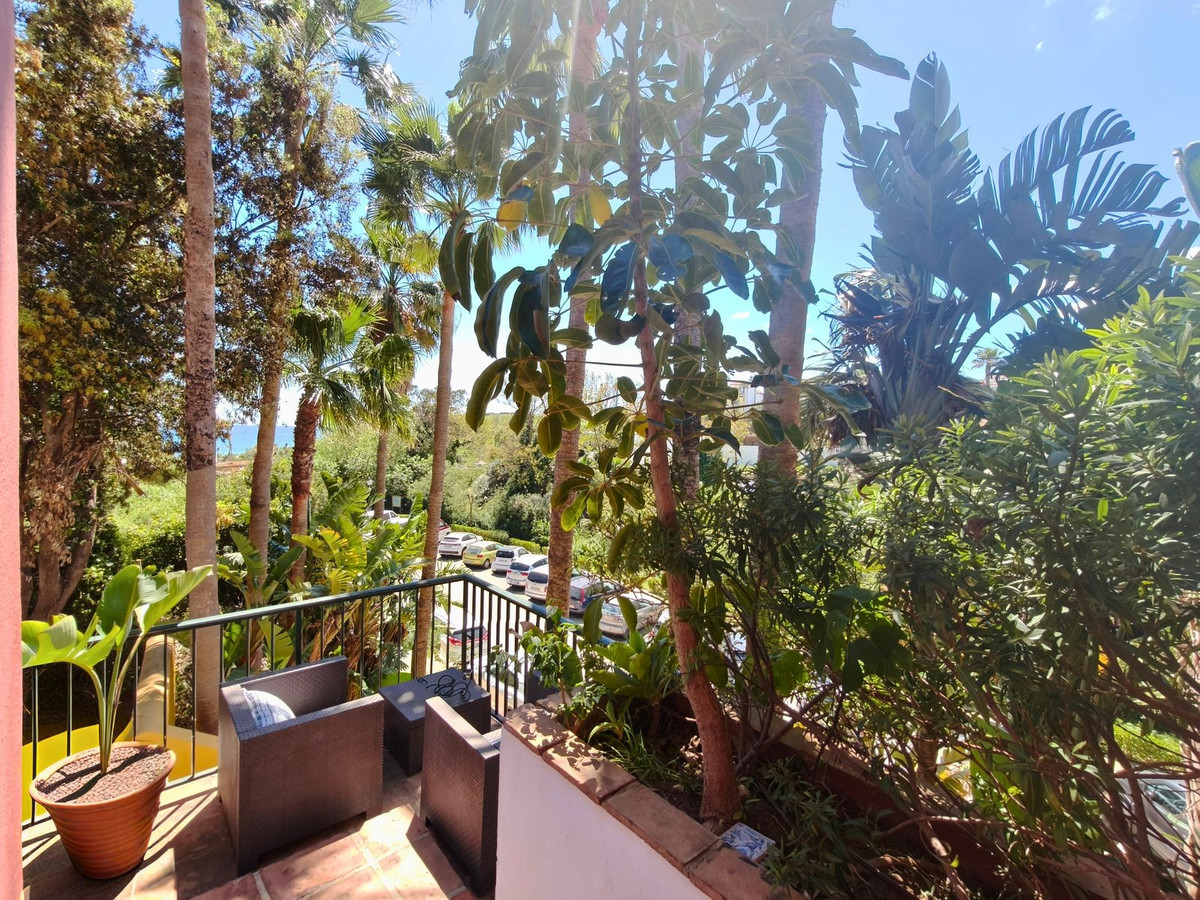 Se vende Adosada de 3 dormitorios en Costa Del Sol, Cadiz, España