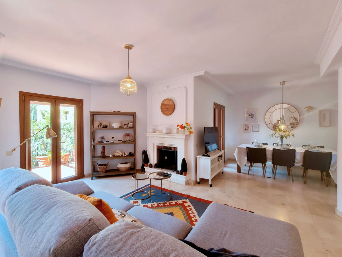 Se vende Adosada de 3 dormitorios en Costa Del Sol, Cadiz, España