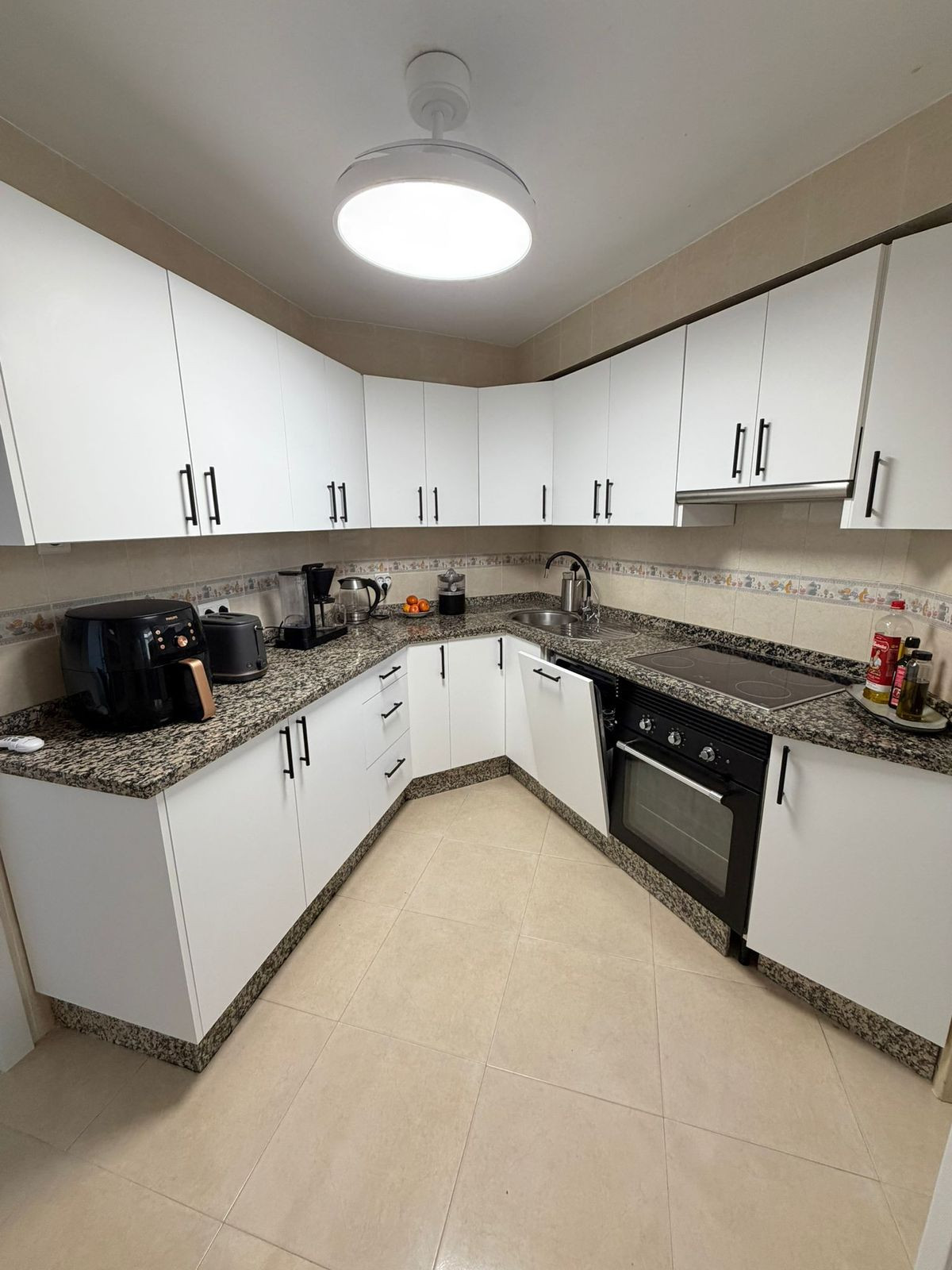 3 Bed Apartment for sale in Los Boliches Costa Del Sol, Málaga, Spain