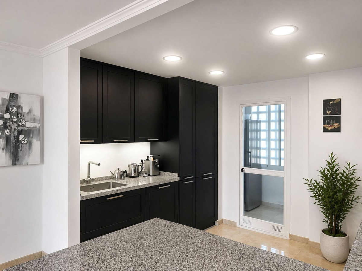 3 Bed Apartment for sale in Elviria Costa Del Sol, Málaga, Spain
