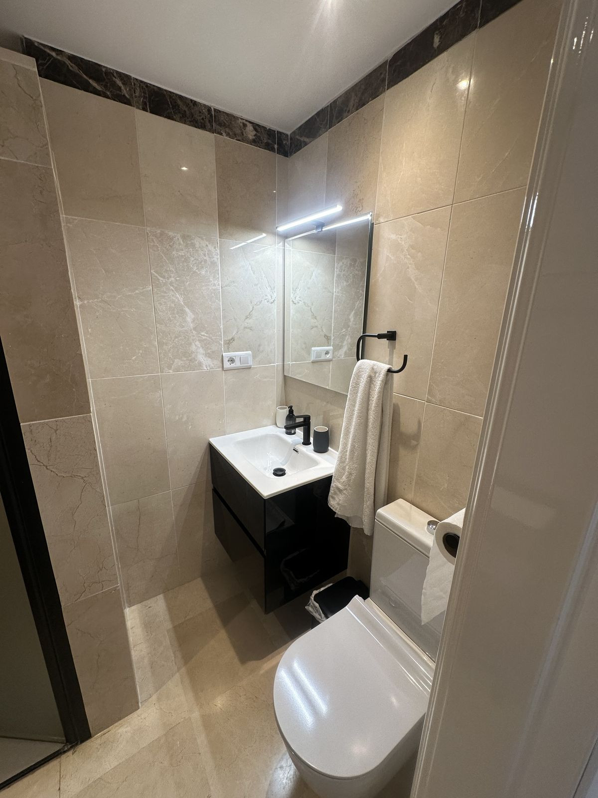 3 Bed Apartment for sale in Elviria Costa Del Sol, Málaga, Spain