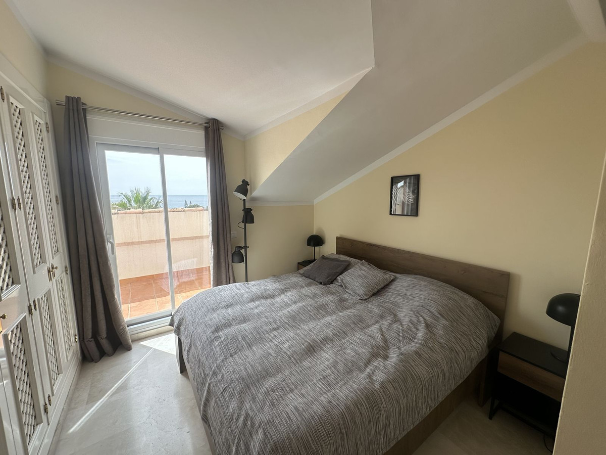 3 Bed Apartment for sale in Elviria Costa Del Sol, Málaga, Spain