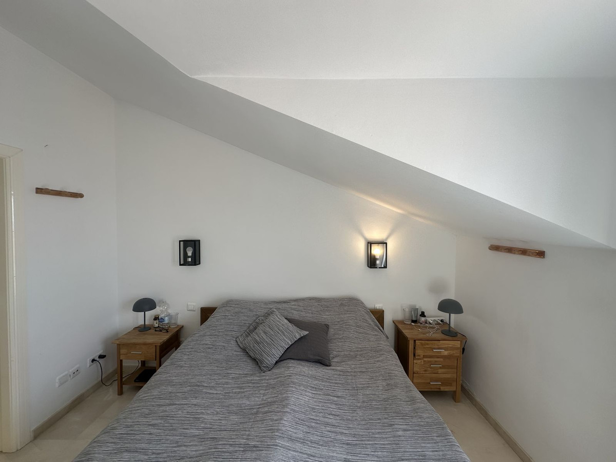 3 Bed Apartment for sale in Elviria Costa Del Sol, Málaga, Spain