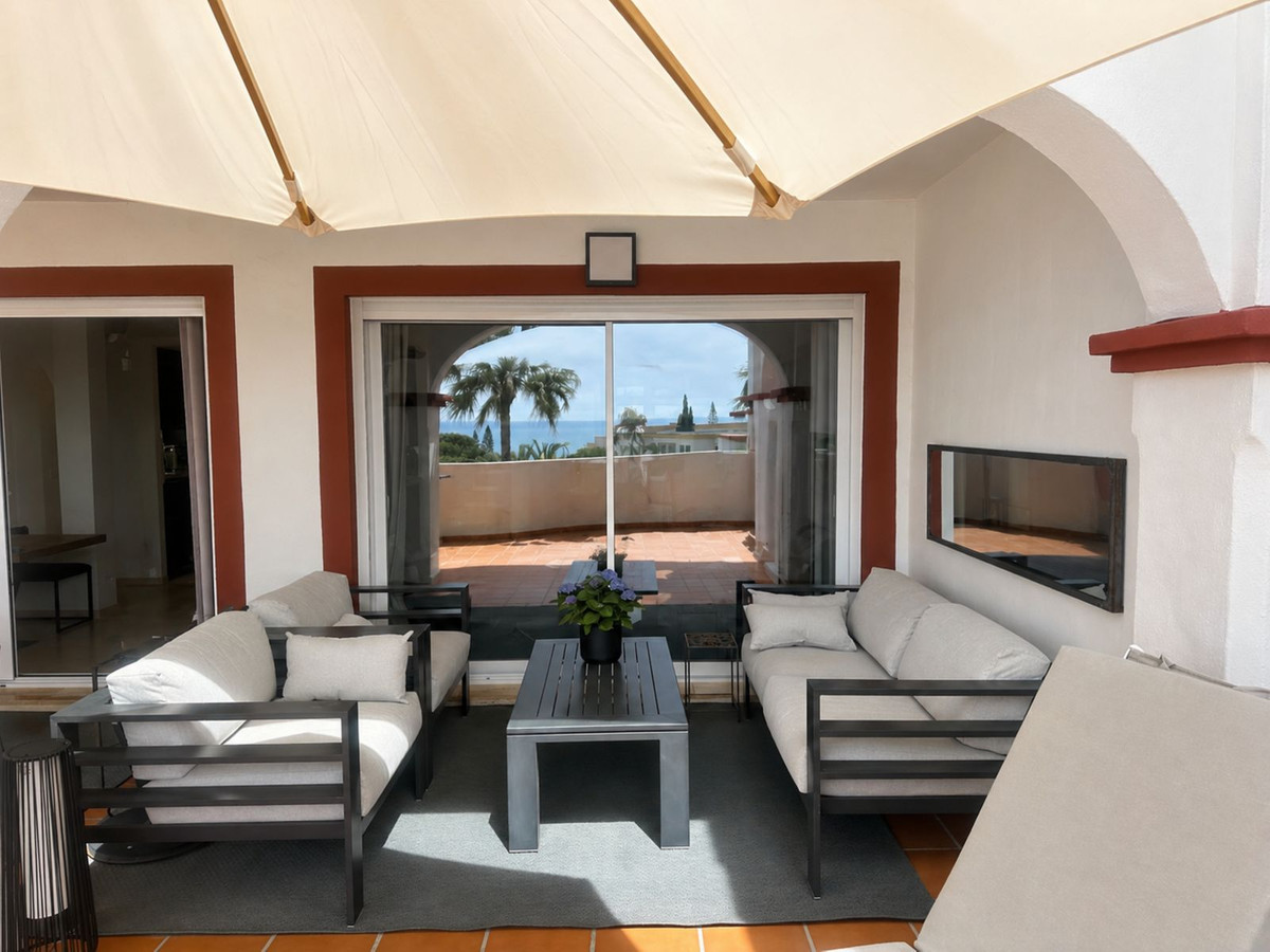 3 Bed Apartment for sale in Elviria Costa Del Sol, Málaga, Spain