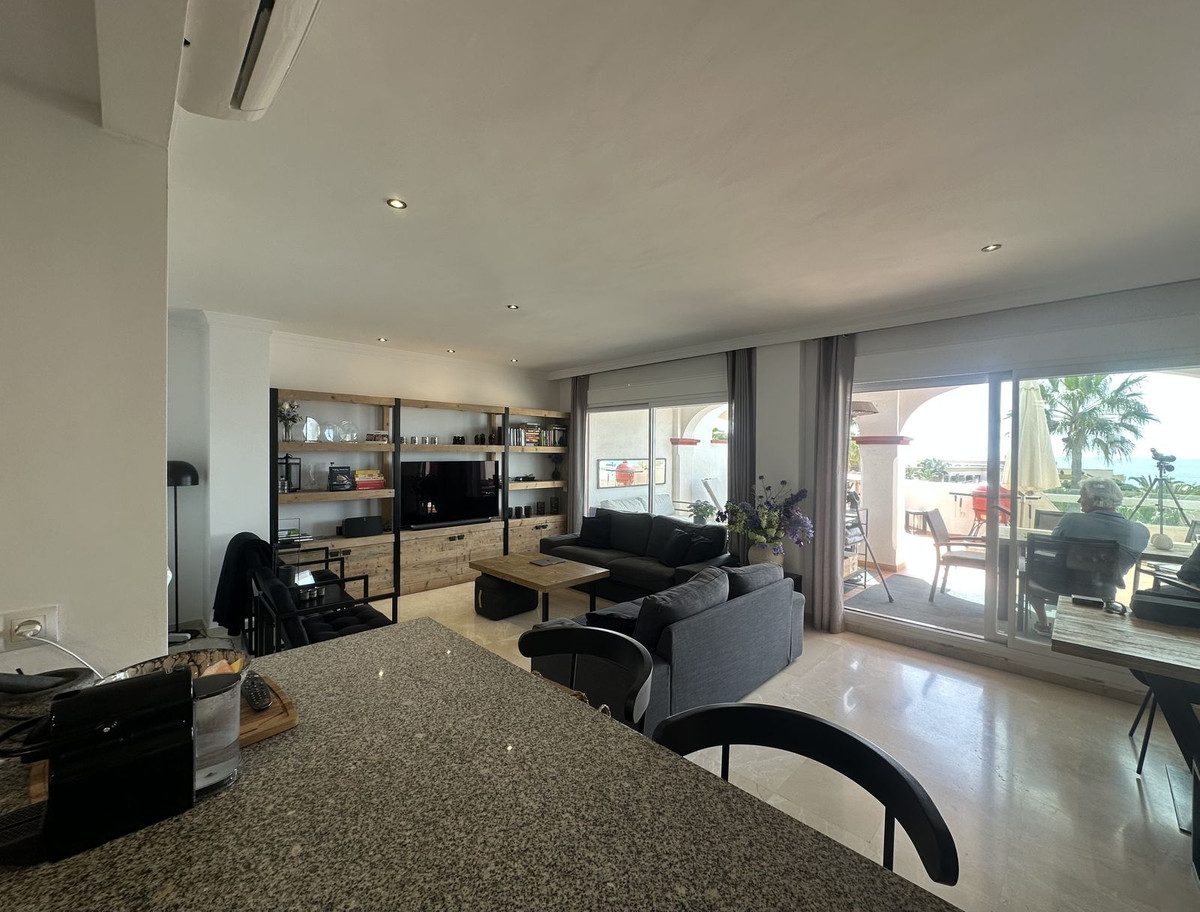 3 Bed Apartment for sale in Elviria Costa Del Sol, Málaga, Spain