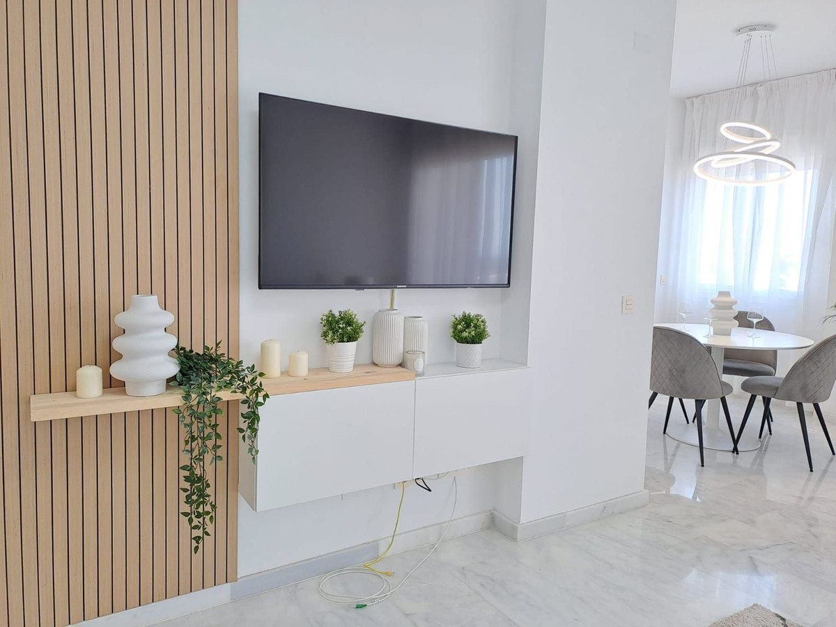 Se vende Apartamento Planta Media de 2 dormitorios en Costa Del Sol, Málaga, España
