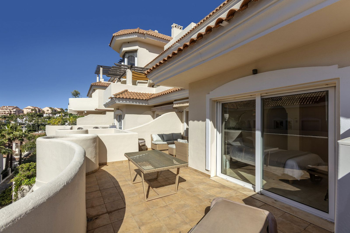 Se vende Apartamento Planta Media de 2 dormitorios en Costa Del Sol, Málaga, España