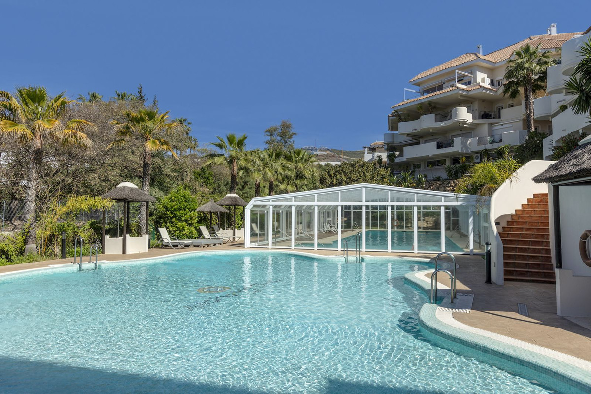 Se vende Apartamento Planta Media de 2 dormitorios en Costa Del Sol, Málaga, España