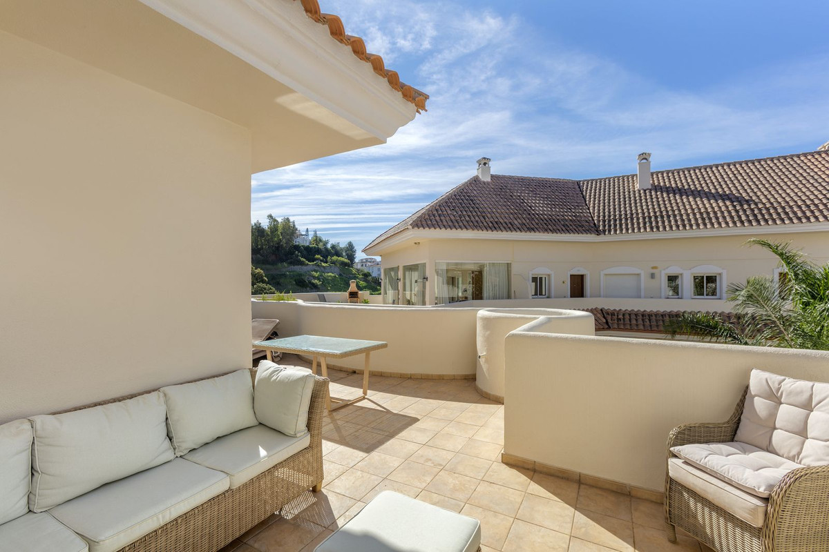 Se vende Apartamento Planta Media de 2 dormitorios en Costa Del Sol, Málaga, España
