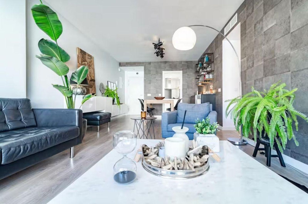 Se vende Apartamento Planta Media de 3 dormitorios en Costa Del Sol, Málaga, España