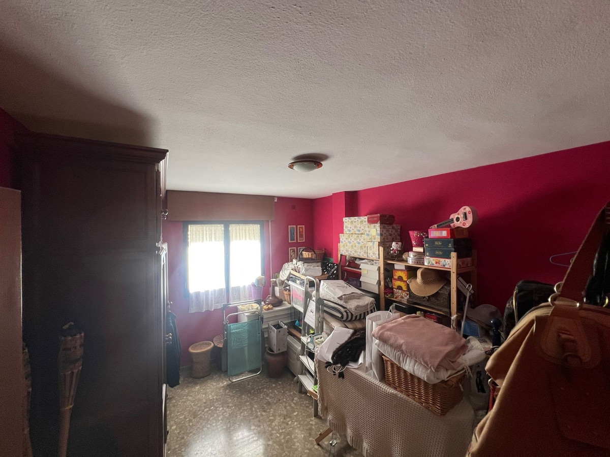 6 Bed Townhouse for sale in Estepona Costa Del Sol, Málaga, Spain