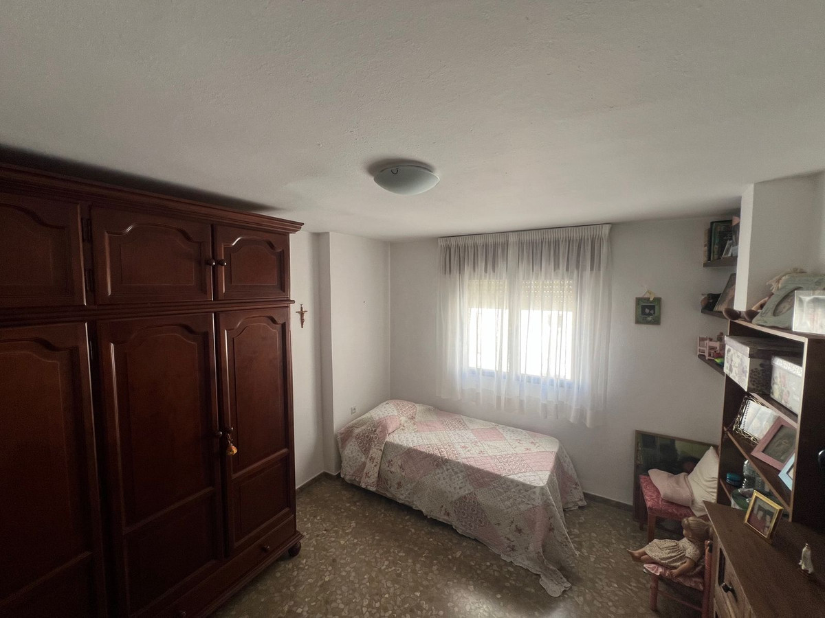 6 Bed Townhouse for sale in Estepona Costa Del Sol, Málaga, Spain
