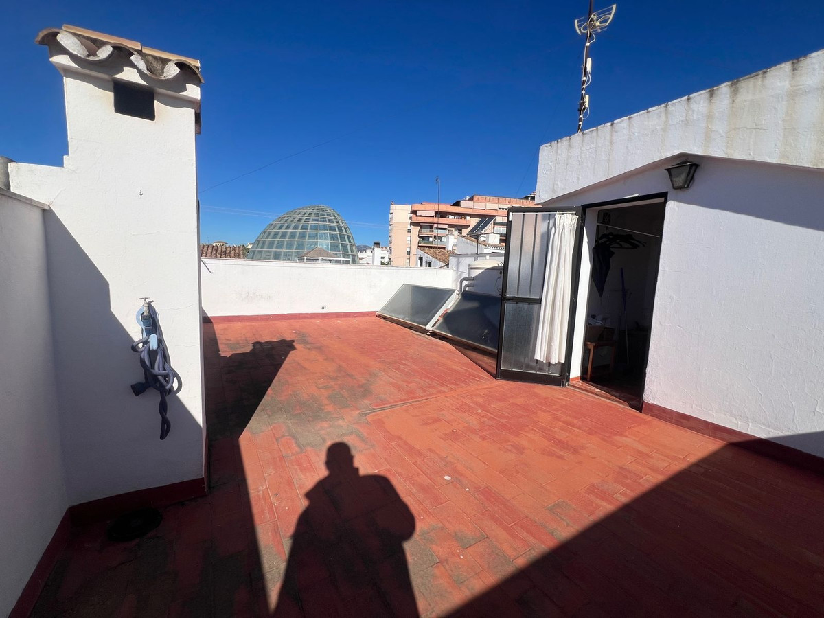 6 Bed Townhouse for sale in Estepona Costa Del Sol, Málaga, Spain