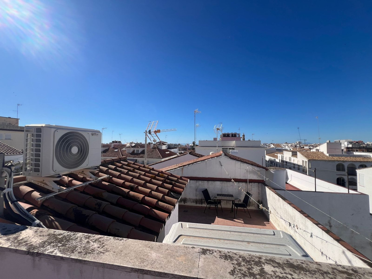 6 Bed Townhouse for sale in Estepona Costa Del Sol, Málaga, Spain