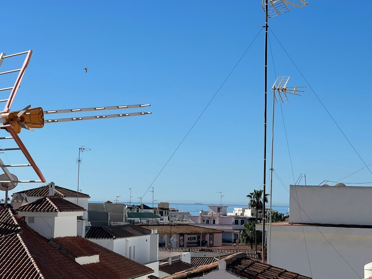 6 Bed Townhouse for sale in Estepona Costa Del Sol, Málaga, Spain
