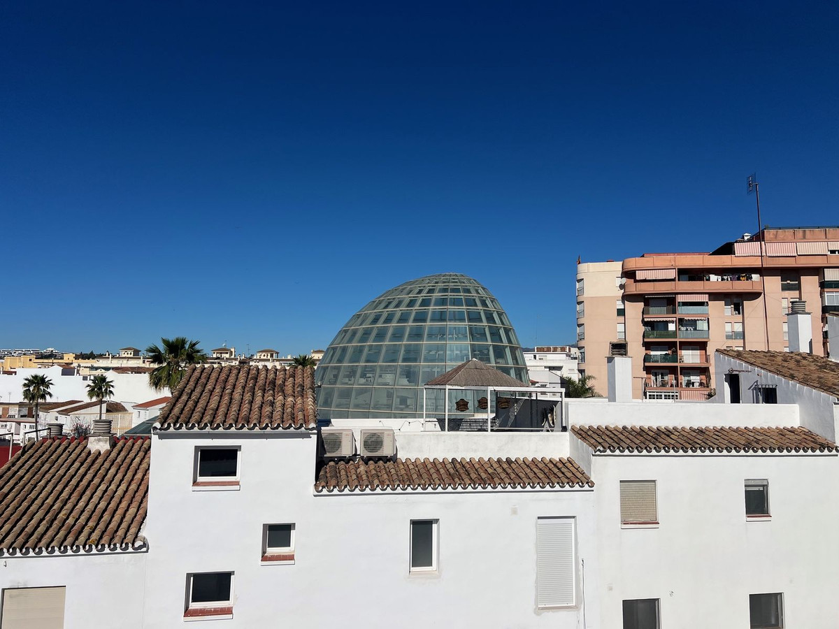 6 Bed Townhouse for sale in Estepona Costa Del Sol, Málaga, Spain