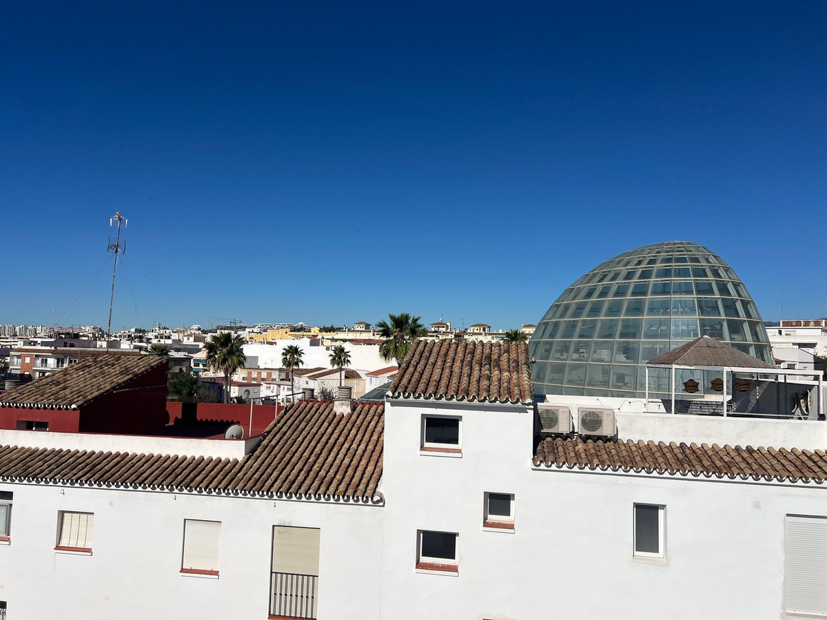 6 Bed Townhouse for sale in Estepona Costa Del Sol, Málaga, Spain