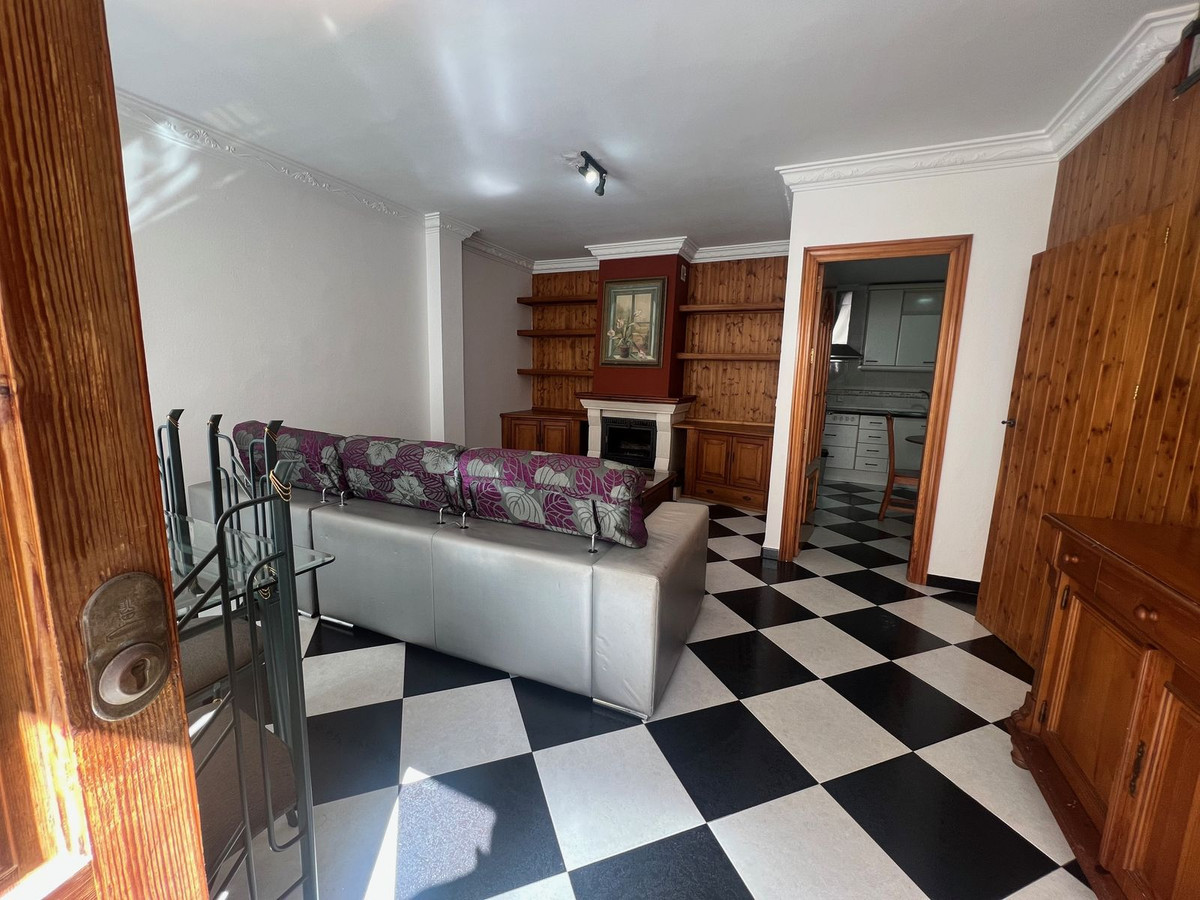 3 Bed Townhouse for sale in Estepona Costa Del Sol, Málaga, Spain