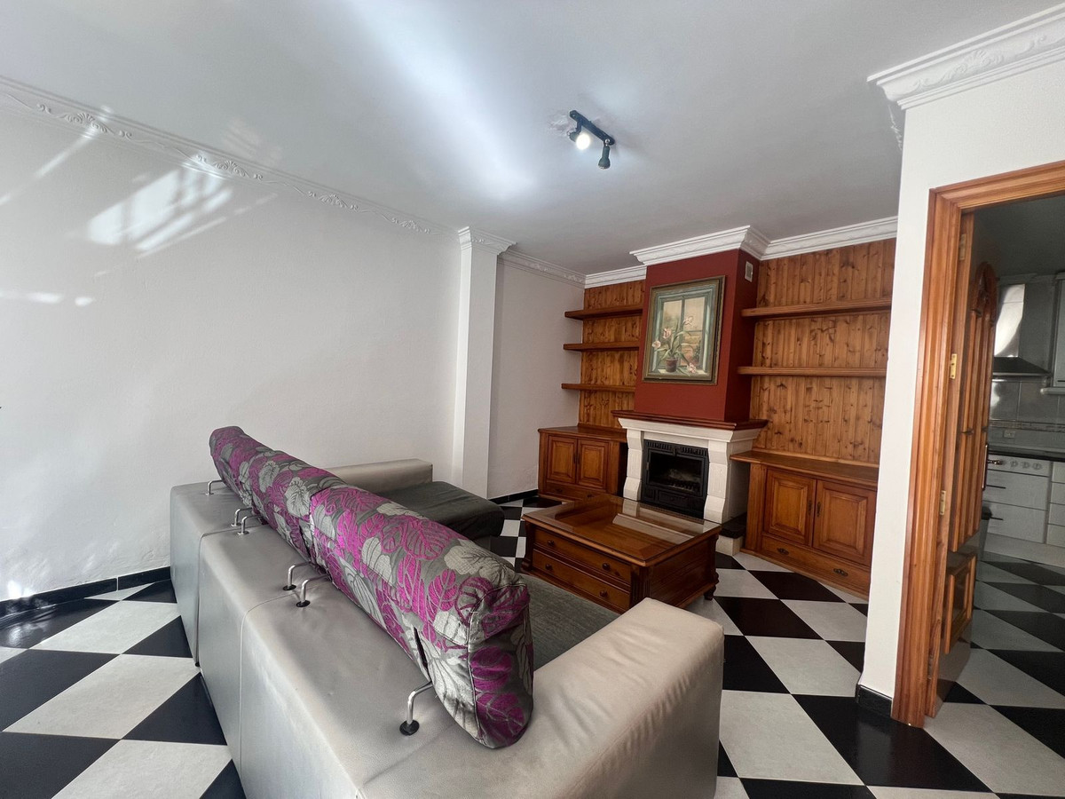 3 Bed Townhouse for sale in Estepona Costa Del Sol, Málaga, Spain