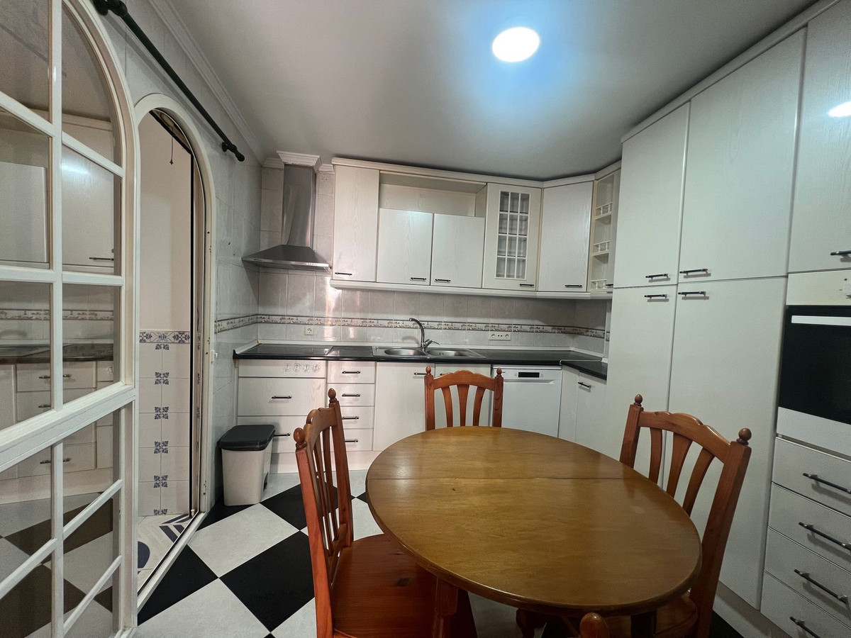3 Bed Townhouse for sale in Estepona Costa Del Sol, Málaga, Spain