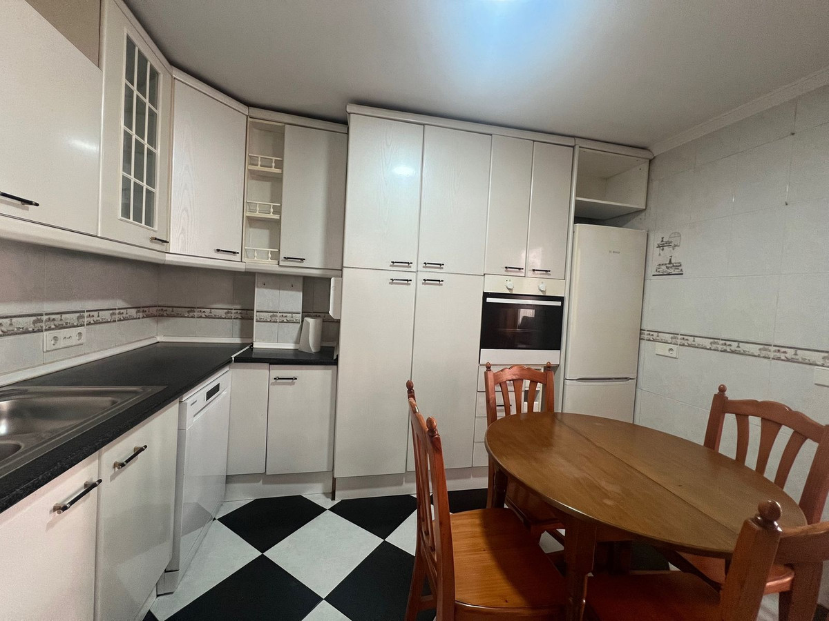3 Bed Townhouse for sale in Estepona Costa Del Sol, Málaga, Spain