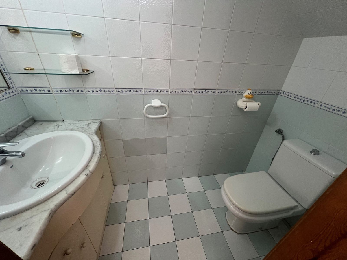 3 Bed Townhouse for sale in Estepona Costa Del Sol, Málaga, Spain