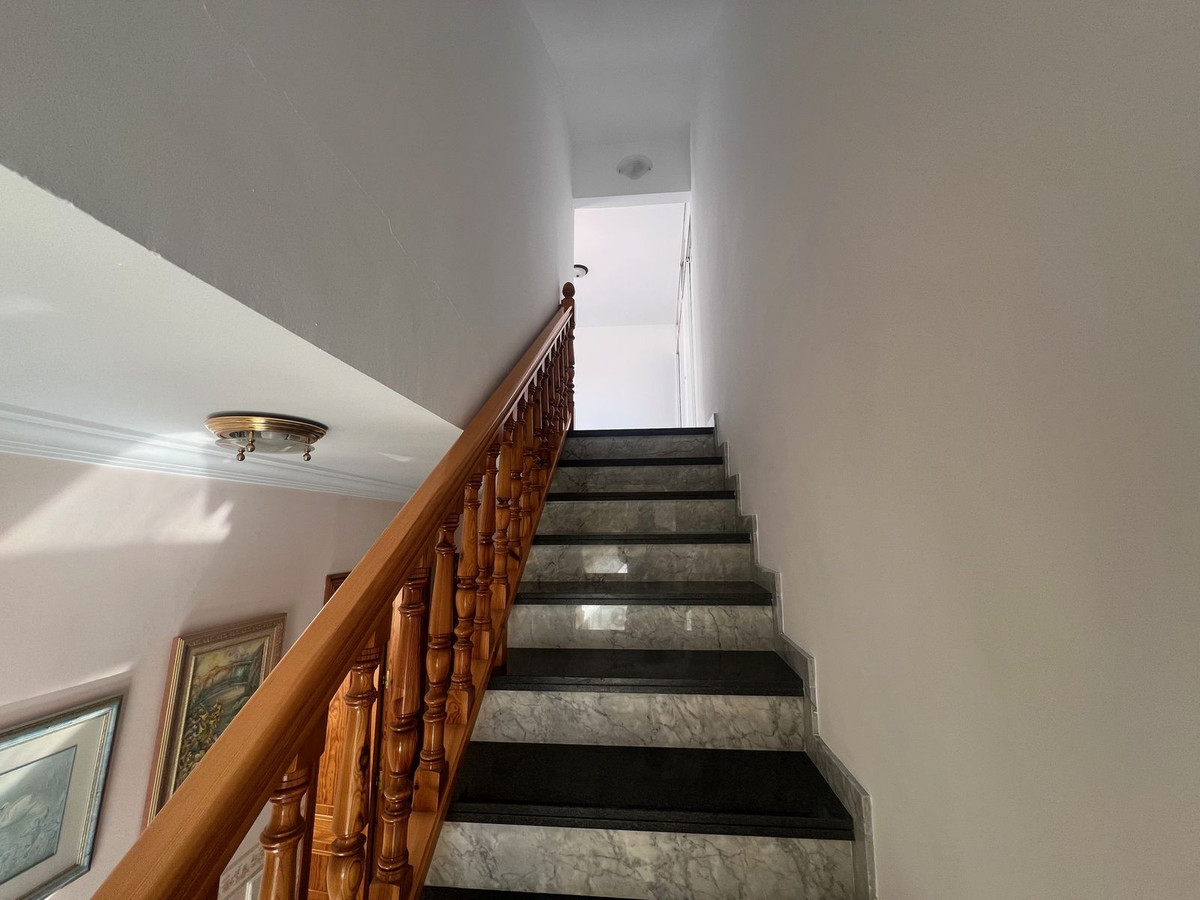 3 Bed Townhouse for sale in Estepona Costa Del Sol, Málaga, Spain